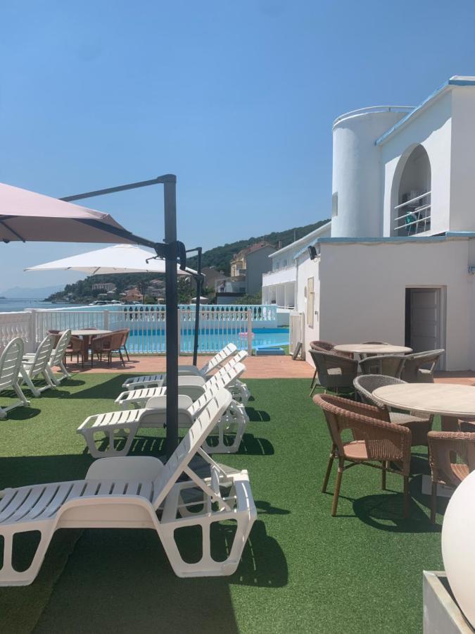 Hotel Ariana Marine du Miomo Exterior foto